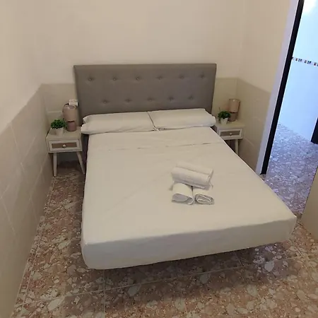 Apartalux Playa Arenal Апартаменты Бурриана